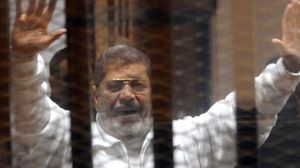 يحاكم مرسي الذي يحبس في سجن برج العرب في 5 قضايا - أرشيفية