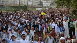 يحاصر مسلحو جماعة "أنصار الله" (الحوثيين) مدينة تعز من منطقة الحوبان في الشمال، والربيعي في الشرق- الأناضول