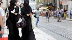 بدأت الدنمارك تطبيق حظر ارتداء النقاب في الأماكن العامة- أرشيفية