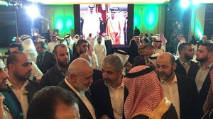مشعل وهنية وأبو مرزوق في احتفال السفارة السعودية بالدوحة بمناسبة اليوم الوطني - تويتر