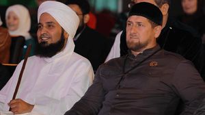 الجفري تربطه علاقة وثيقة بالرئيس الشيشاني رمضان قاديروف - أرشيفية