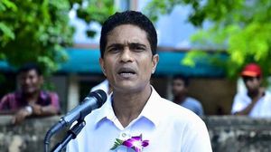 الغارديان: "الجزيرة" أعلنت عن سحب عدد من مراسليها العاملين في المالديف- فيسبوك