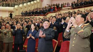 كيم جونغ أون أقام حفلا لتكريم العلماء الذين شاركوا في التجرية النووية الأخيرة- وكالة الأنباء المركزية الكورية 