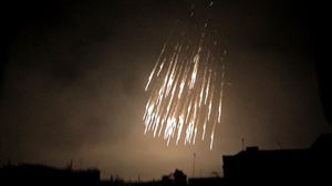 قال الجيش الروسي إن الضربات الجوية استهدفت قرية هجين وأدت إلى حدوث حرائق- جيتي- أرشيفية
