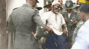 صورة من الأرشيف الإيطالي للمجاهد عمر المختار بعد اعتقاله- أرشيفية