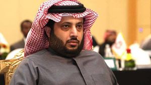 آل الشيخ تعرض لانتقادات وشتائم من قبل مشجعي النادي الأهلي- أرشيفية