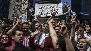 أعضاء بمجلس نقابة الصحفيين المصرييين حذروا من القوانين التي تحاصر المهنة- جيتي 