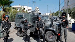 أوقعت المقاومة الفلسطينية أرتالا عسكرية لقوات الاحتلال في كمين من العبوات الناسفة، الإثنين، ما أدى إلى إصابة 7 منهم بجراح مختلفة- جيتي