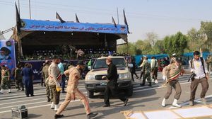  أعلنت السلطات الإيرانية مقتل 25 وإصابة 60 جراء هجوم مسلح استهدف عرضا عسكريا أقيم في الأحواز- وكالة مهر