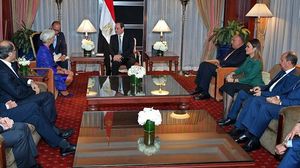 صندوق النقد يوافق على صرف الشريحة الأخيرة من قرض الـ 12 مليار دولار- الرئاسة المصرية/ فيسبوك