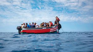 القارب كان يقل 150 مهاجرا على الأقل- جيتي