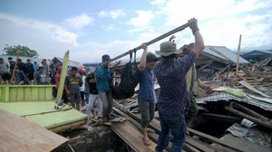 تقع إندونيسيا في منطقة "حزام النار" في المحيط الهادي التي تكثر بها الزلازل- جيتي