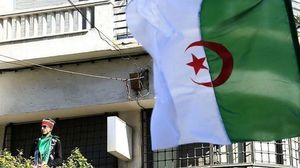 تقرير حقوقي يطالب السلطات الأمنية الجزائرية بوقف اعتقال النشطاء السلميين  (الأناضول)