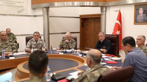 وزير الدفاع التركي:  أكار: تسيير الدوريات المشتركة مع الأمريكيين في 8 سبتمبر- جيتي