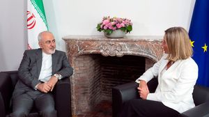 أكدت إيران في الرسالة التي سلمها ظريف لموغيريني أن إجراءها يتماشى مع حقوقها بالاتفاق النووي- جيتي