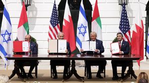 كانت الإمارات والبحرين وقّعتا الثلاثاء اتفاقية للتطبيع الرسمي مع الاحتلال الإسرائيلي في واشنطن- جيتي
