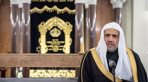 رئيس رابطة العالم الإسلامي خلال زيارة لمعسكر نازي بذكرى المحرقة- واس