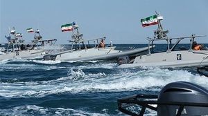 أجرى الحرس الثوري الإيراني مناورة قبالة السواحل المتنازع عليها مع الإمارات- تويتر