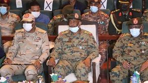 حذر أمين عام جامعة الدول العربية من تحول النزاع الحالي إلى جولة أولى في حرب تقسم السودان