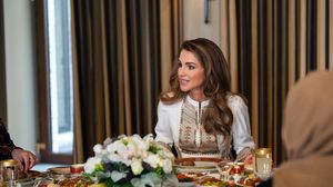 خلال الأسابيع الماضية أعلن الديوان الملكي الأردني خطوبة الأميرة إيمان ثم الأمير الحسين بن عبد الله- صفحة الملكة رانيا