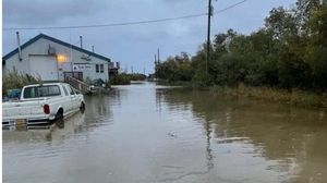 تستمر التحذيرات من الفيضانات حتى يوم الاثنين في أجزاء من شمال غرب ألاسكا- تويتر