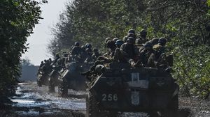 تراجعت روسيا عسكريا على أرض أوكرانيا في الوقت الذي يصر فيه بوتين على استكمال الغزو- جيتي