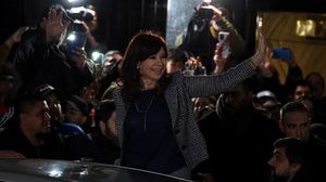 أعلن رئيس الأرجنتين يوم الجمعة عطلة وطنية بمناسبة نجاة كيرشنر من الموت- جيتي