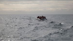  أعربت رئيسة الوزراء الإيطالية جورجا ميلوني اليوم الأحد عن "بالغ الحزن" إزاء حادثة غرق قارب المهاجرين- جيتي
