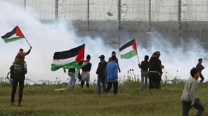 مواجهات بين الشبان وقوات الاحتلال شرق غزة- الاناضول