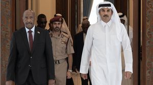 ناقش أمير قطر والبرهان سبل دعم وتعزيز العلاقات الثنائية بين البلدين- وكالة قنا