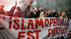 انتشار الكراهية والعنصرية ضد المسلمين في فرنسا- الأناضول