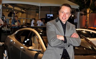 سيارة تسلا Elon Musk  جيتي