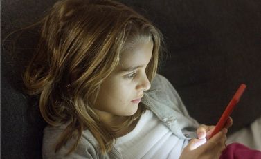 مواقع التواصل الاجتماعي والأطفال - cco