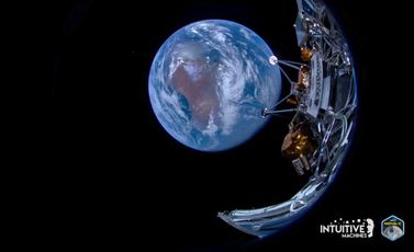 صورة للأرض وفرتها شركة "إنتويتيف ماشينز" التُقطت خلال مهمة IM-1 في 16 شباط/فبراير 2024