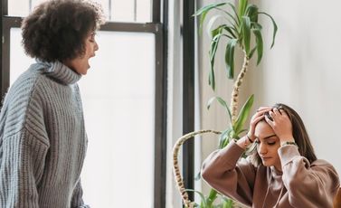 pexels-liza-summer-6382699