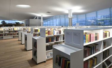 مكتبة أودي في هلسنكي في فنلندا بتاريخ 30 تشرين الثاني/نوفمبر 2018