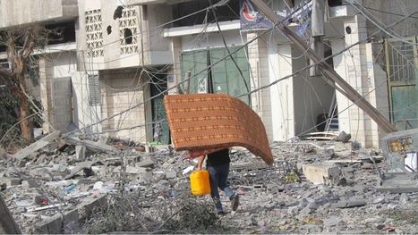 مسنٌ غزّاوي تجاوز الـ80 عام: "صامد في بيتي ولن أغادره" (شاهد)