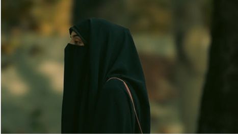 مدينة إسبانية تلتف على حكم قضائي لحظر النقاب والبرقع
