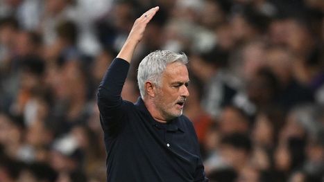 هكذا رد موينيو على قرار طرد فينسيوس أمام فياريال