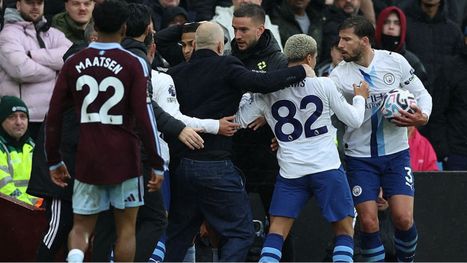 أستون فيلا يفجر مفاجأة ويُلحق بمانشستر سيتي أول هزيمة في الدوري
