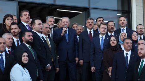 ما قصة فضيحة صناديق الاستثمار التي هزت تركيا؟ وصلت إلى حزب أردوغان