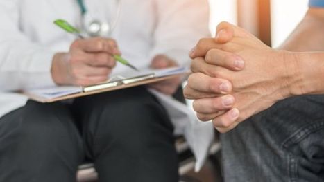 علامات تحذيرية لسرطان القولون والمستقيم ينبغي ألا يتجاهلها الشباب