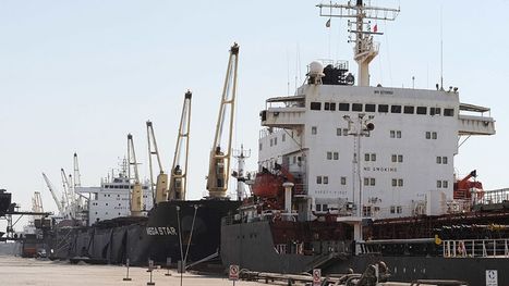 إيران ترفع قدرات الاستيراد عبر موانئ قزوين.. وتطمينات بشأن المواد الأساسية