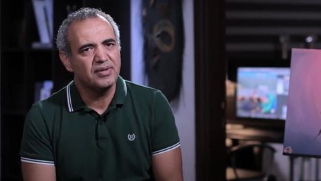 صحيفة بريطانية تحرض ضد رسام كاريكاتير أردني بسبب حرب غزة
