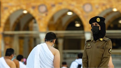 الإحرامُ.. فلسفةُ سقوطِ الأقنعة ورسائلُ الميقاتِ إلى من بقي خارجه
