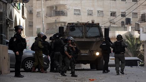 الاحتلال يعتقل عشرات الفلسطينيين بالقدس.. وتوتر بالسجون