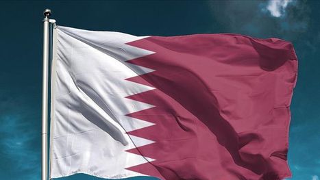 كاتب إسرائيلي يهاجم قطر: كان يجب إعطاء مصر الوزن الأكبر