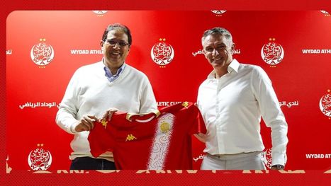 الوداد المغربي يتعاقد مع المدرب الفرنسي باتريس كارتيرون