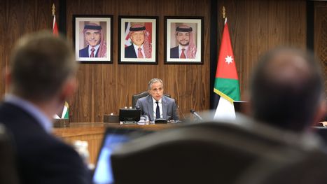 رئيس وزراء الأردن: نرفض أن تكون أرضنا ساحة حرب.. دعا إلى 