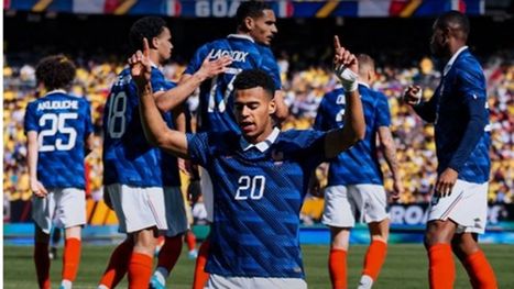 ديزيريه دويه يقود فرنسا لفوز جديد على كولومبيا